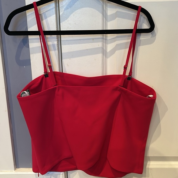 Contemporaine by SIMONs. XL bright red strap tank, removable and adjustable - Picture 2 of 7